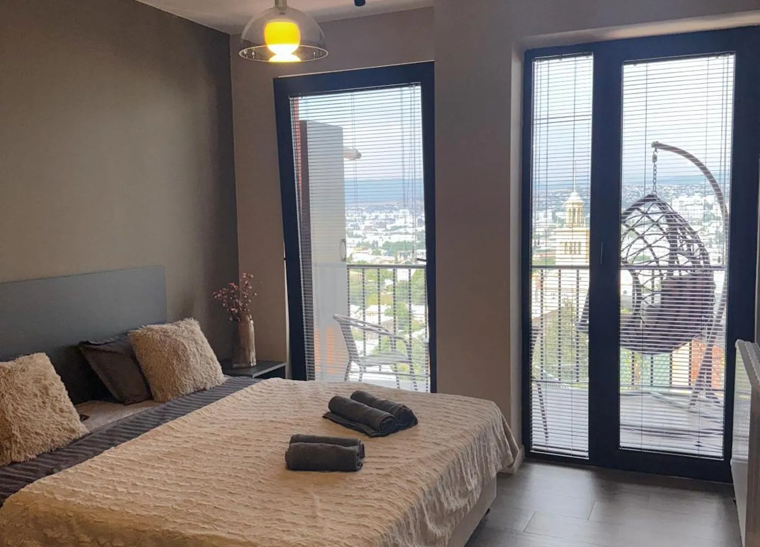 Panoramic City View, Designer Suite, Mtatsminda Tbilisi