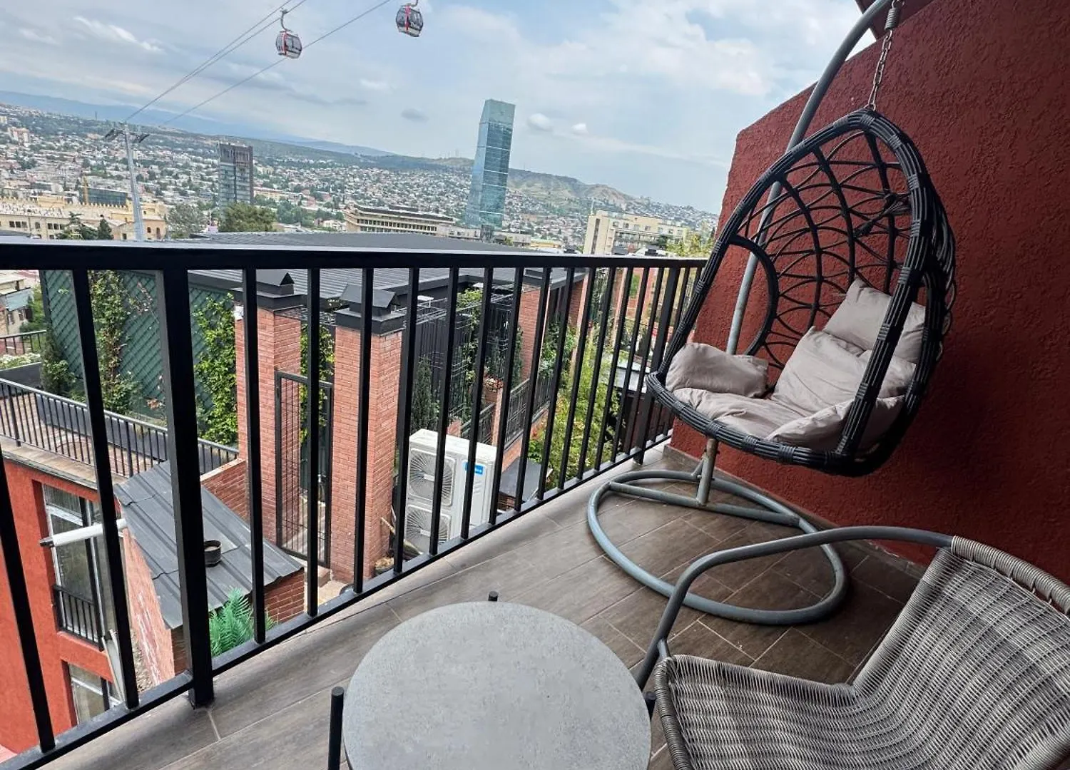 Panoramic City View, Designer Suite, Mtatsminda 트빌리시